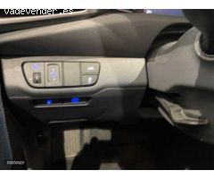 Hyundai Ioniq 1.6 GDI Tecno de 2021 con 65.700 Km por 17.890 EUR. en Barcelona