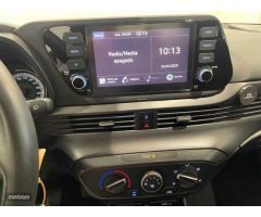 Hyundai i20 1.2 MPI SLX de 2021 con 39.900 Km por 14.390 EUR. en Barcelona