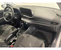 Hyundai Bayon 1.2 MPI Maxx 79cv de 2025 con 15 Km por 21.000 EUR. en Barcelona