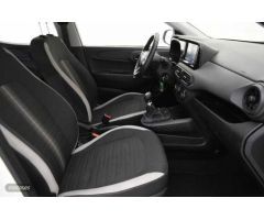 Hyundai i10 1.0 MPI Klass de 2021 con 26.318 Km por 11.890 EUR. en Barcelona