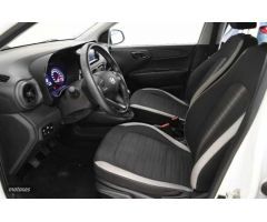 Hyundai i10 1.0 MPI Klass de 2021 con 26.318 Km por 11.890 EUR. en Barcelona