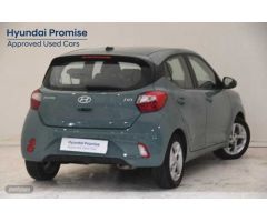 Hyundai i10 1.0 MPI Klass de 2023 con 24.098 Km por 13.300 EUR. en Barcelona