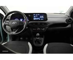 Hyundai i10 1.0 MPI Klass de 2023 con 24.098 Km por 13.300 EUR. en Barcelona