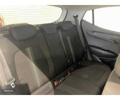 Hyundai i10 1.0 MPI Klass de 2024 con 9.201 Km por 14.950 EUR. en Barcelona
