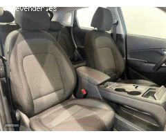 Hyundai Kona Electric Maxx 150kW de 2023 con 13.000 Km por 29.900 EUR. en Barcelona