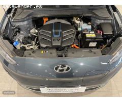 Hyundai Kona Electric Maxx 150kW de 2023 con 13.000 Km por 29.900 EUR. en Barcelona