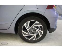 Hyundai i20 1.2 MPI Klass de 2024 con 12.781 Km por 18.800 EUR. en Baleares