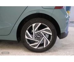 Hyundai i20 1.2 MPI Klass de 2023 con 8.948 Km por 16.900 EUR. en Girona