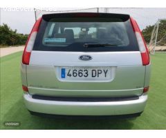 Ford C-Max Ghia de 2005 con 125.000 Km por 3.900 EUR. en Murcia