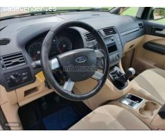 Ford C-Max Ghia de 2005 con 125.000 Km por 3.900 EUR. en Murcia