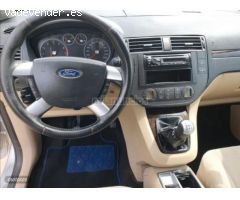 Ford C-Max Ghia de 2005 con 125.000 Km por 3.900 EUR. en Murcia