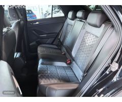 Volkswagen T-Roc 1.5 TSI R-Line de 2025 con 20 Km por 32.890 EUR. en Barcelona