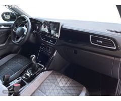 Volkswagen T-Roc 1.5 TSI R-Line de 2025 con 20 Km por 32.890 EUR. en Barcelona