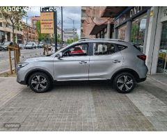 MG ZS 1.5 Vti-tech Comfort 78kw de 2023 con 19.000 Km por 14.500 EUR. en Barcelona