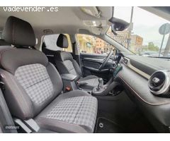 MG ZS 1.5 Vti-tech Comfort 78kw de 2023 con 19.000 Km por 14.500 EUR. en Barcelona