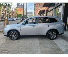 Mitsubishi Outlander Phev Kaiteki de 2015 con 148.000 Km por 14.500 EUR. en Barcelona
