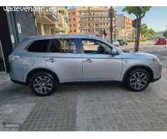 Mitsubishi Outlander Phev Kaiteki de 2015 con 148.000 Km por 14.500 EUR. en Barcelona