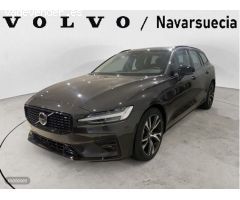 Volvo V 60 Plus, B4 Mild hybrid, Diesel, Dark de 2025 con 1 Km por 46.200 EUR. en Navarra