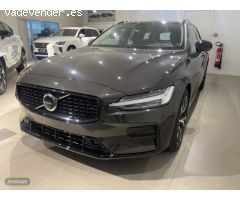 Volvo V 60 Plus, B4 Mild hybrid, Diesel, Dark de 2025 con 1 Km por 46.200 EUR. en Navarra
