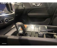 Volvo V 60 Plus, B4 Mild hybrid, Diesel, Dark de 2025 con 1 Km por 46.200 EUR. en Navarra