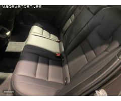 Volvo V 60 Plus, B4 Mild hybrid, Diesel, Dark de 2025 con 1 Km por 46.200 EUR. en Navarra