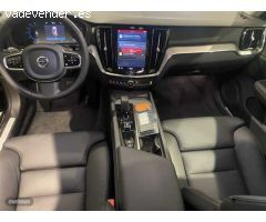 Volvo V 60 Plus, B4 Mild hybrid, Diesel, Dark de 2025 con 1 Km por 46.200 EUR. en Navarra
