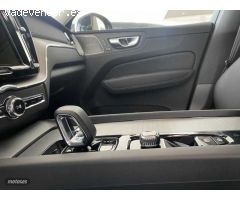 Volvo XC 60 Recharge Ultimate, T6 AWD Hibrido enchufable, Electrico/Gasolina, Dark de 2025 con 2 Km
