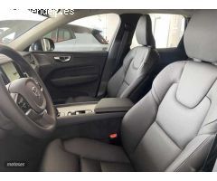 Volvo XC 60 Recharge Ultimate, T6 AWD Hibrido enchufable, Electrico/Gasolina, Dark de 2025 con 2 Km