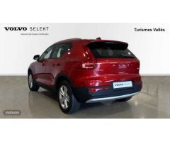 Volvo XC40 XC40 Core, B3 Mild hybrid, Gasolina de 2024 con 22.252 Km por 34.900 EUR. en Barcelona