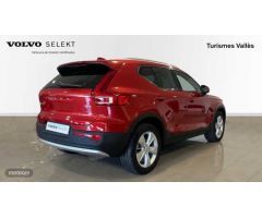 Volvo XC40 XC40 Core, B3 Mild hybrid, Gasolina de 2024 con 22.252 Km por 34.900 EUR. en Barcelona