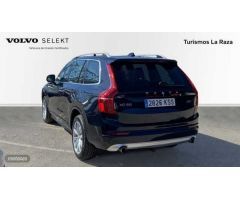 Volvo XC 90 D5 MOMENTUM 7PL. AWD 235CV AUTOMATICO 5P de 2018 con 81.196 Km por 38.900 EUR. en Sevill