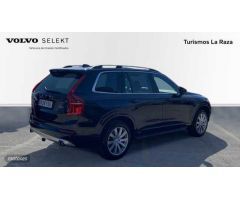 Volvo XC 90 D5 MOMENTUM 7PL. AWD 235CV AUTOMATICO 5P de 2018 con 81.196 Km por 38.900 EUR. en Sevill