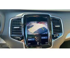 Volvo XC 90 D5 MOMENTUM 7PL. AWD 235CV AUTOMATICO 5P de 2018 con 81.196 Km por 38.900 EUR. en Sevill