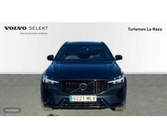 Volvo XC 60 todoterreno 2.0 B4 D PLUS DARK AUTO 197 5P de 2023 con 24.860 Km por 99.999 EUR. en Sevi