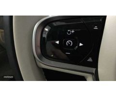 Volvo XC 90 TODOTERRENO 2.0 B5 D MHEV PLUS BRIGHT AWD AUTO 235CV 5P 7 PLAZAS de 2023 con 14.826 Km p