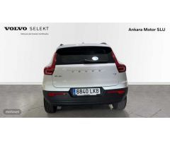 Volvo XC40 1.5 T3 MOMENTUM 5P de 2020 con 48.628 Km por 25.500 EUR. en Alicante