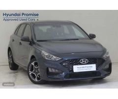 Hyundai i30 1.0 TGDI N Line 30A 120 de 2024 con 27.776 Km por 20.500 EUR. en Girona