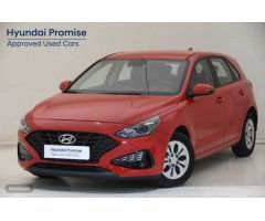 Hyundai i30 1.5 DPI Essence 110 de 2024 con 7.777 Km por 16.900 EUR. en Girona