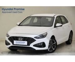 Hyundai i30 1.5 DPI Klass SLX 110 de 2024 con 17.984 Km por 17.900 EUR. en Girona