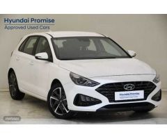 Hyundai i30 1.5 DPI Klass SLX 110 de 2024 con 17.984 Km por 17.900 EUR. en Girona