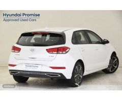 Hyundai i30 1.5 DPI Klass SLX 110 de 2024 con 18.532 Km por 17.900 EUR. en Girona