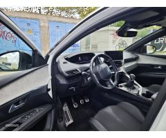 Peugeot 3008 GT de 2023 con 21.000 Km por 29.900 EUR. en Madrid