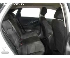 Hyundai i30 1.5 DPI Klass SLX 110 de 2024 con 4.852 Km por 19.490 EUR. en Cadiz