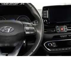 Hyundai i30 1.5 DPI Klass SLX 110 de 2024 con 4.852 Km por 19.490 EUR. en Cadiz