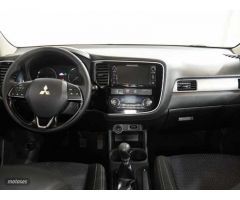 Mitsubishi Outlander Outlander 220DI-D Motion 2WD 5pl. de 2016 con 153.800 Km por 14.990 EUR. en Cad