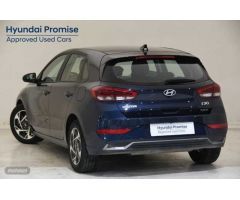 Hyundai i30 1.0 TGDI Klass 48V 100 de 2024 con 9.613 Km por 22.990 EUR. en Cadiz