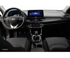Hyundai i30 1.0 TGDI Klass 48V 100 de 2024 con 9.613 Km por 22.990 EUR. en Cadiz