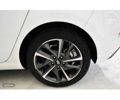 Hyundai i30 1.5 DPI Klass SLX 110 de 2024 con 15.957 Km por 19.490 EUR. en Cadiz