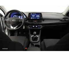 Hyundai i30 1.5 DPI Klass SLX 110 de 2024 con 14.064 Km por 19.990 EUR. en Guipuzcoa