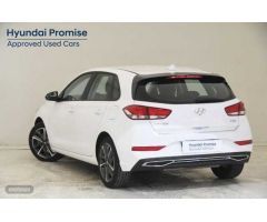 Hyundai i30 1.5 DPI Klass SLX 110 de 2024 con 14.628 Km por 19.990 EUR. en Guipuzcoa